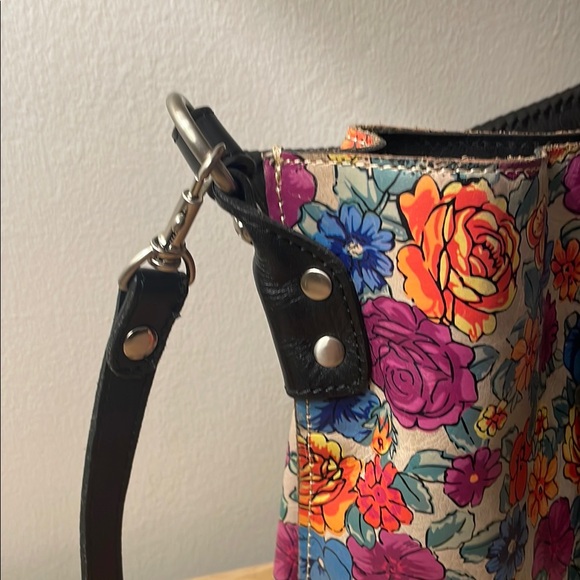 Patricia Nash Floral Leather Crossbody Bag - Picture 6 of 10